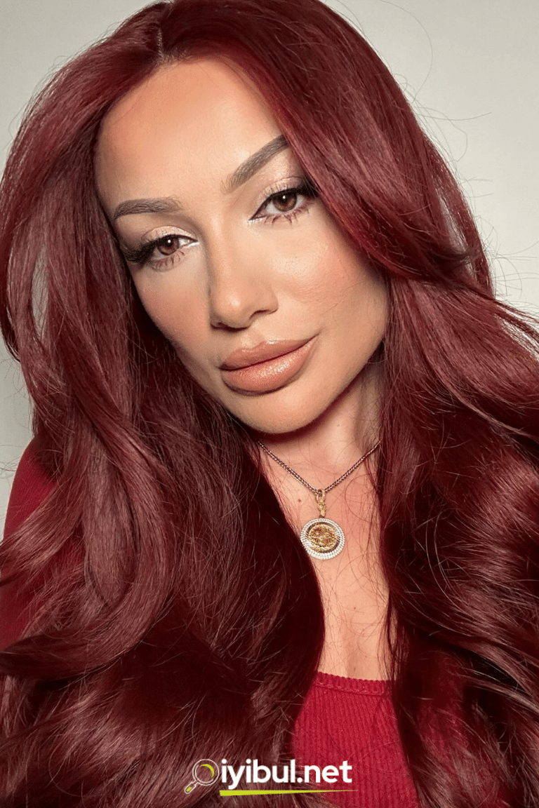 intense red